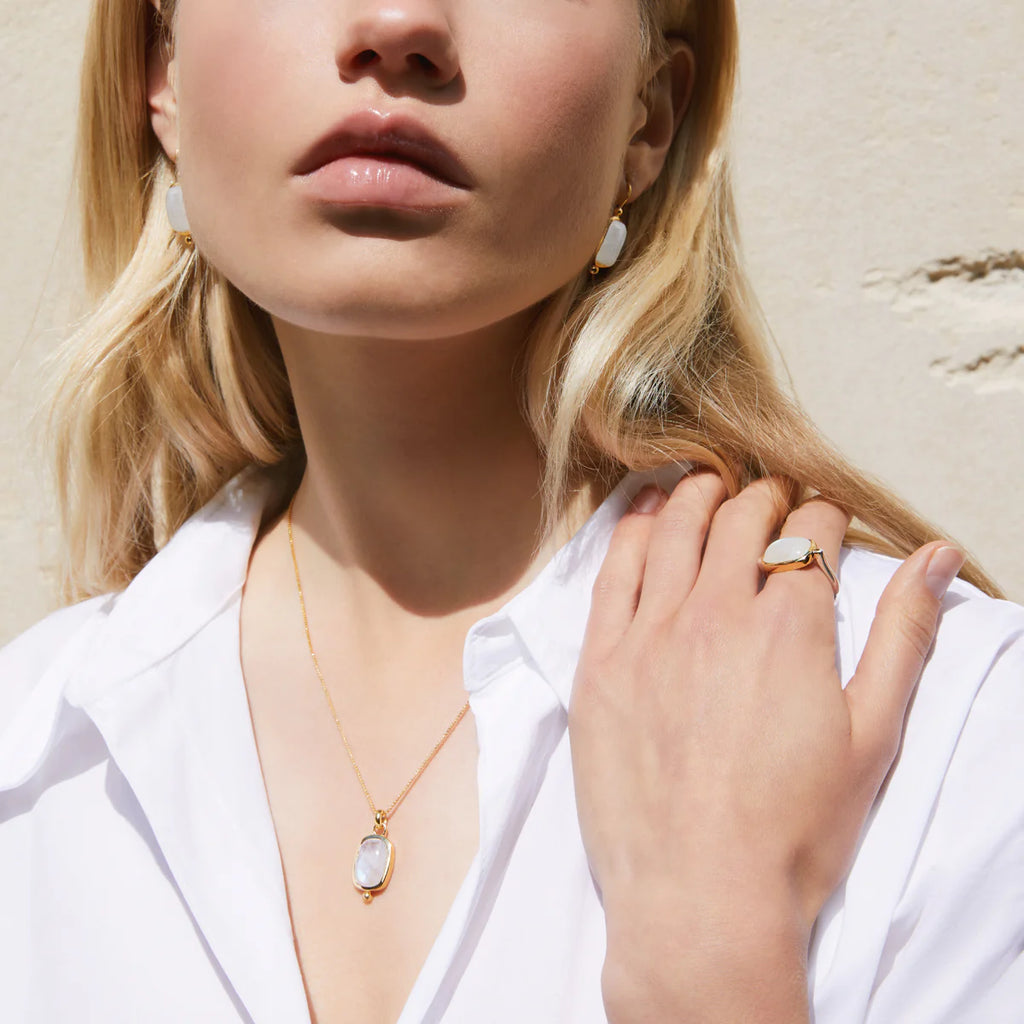 Najo Fleur Rainbow Moonstone Pendant Najo